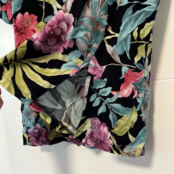 Miller’s | Vintage Hawaiian Button Up Tee - Picture 6 of 14